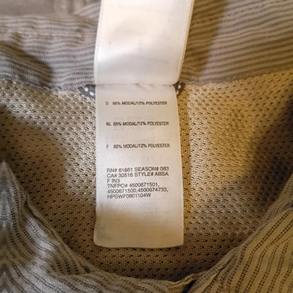 The North Face Mens XXL Grey Micro Stripe Long Sleeve Hiking Button Down Shirt